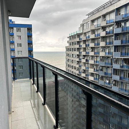 Horizon Batumi Aparthotel Exterior photo