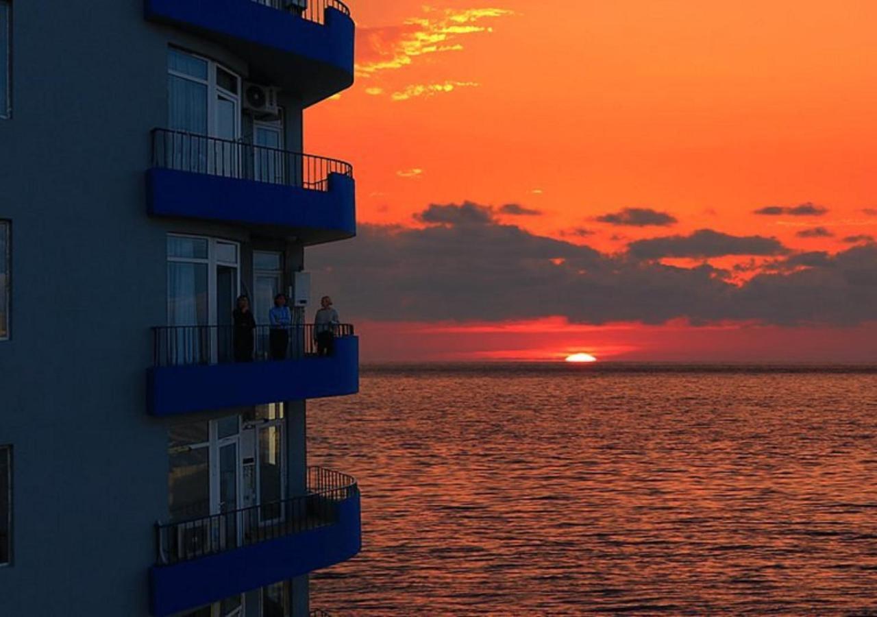 Horizon Batumi Aparthotel Exterior photo