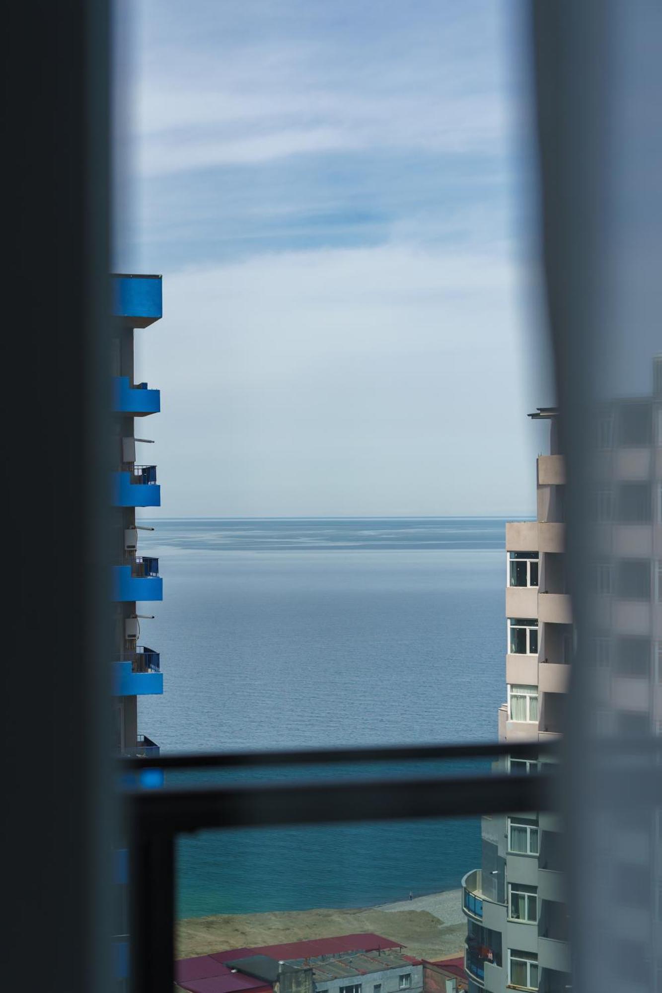 Horizon Batumi Aparthotel Exterior photo